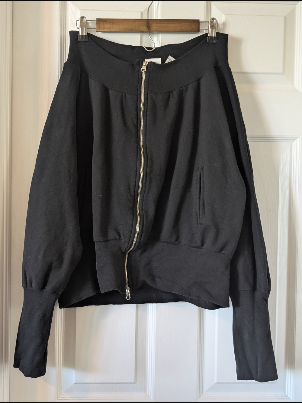 Vintage Newport News Black Batwing Zip Sweatshirt XL